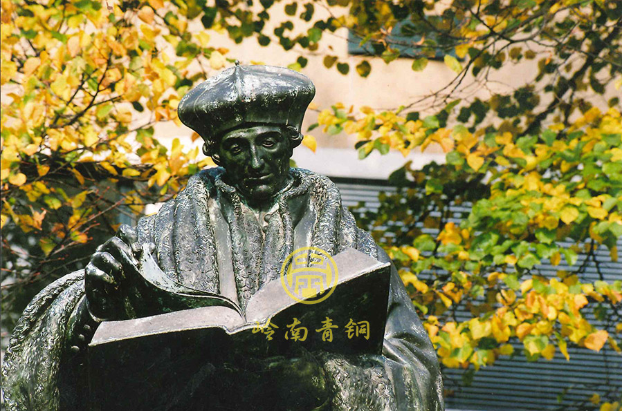 荷蘭鹿特丹伊拉斯姆斯大學(xué)人物雕塑工程
