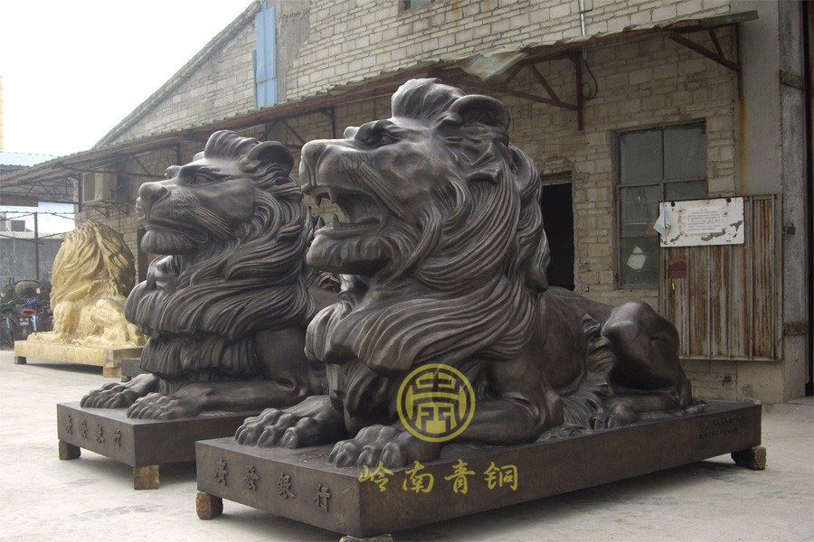 廣東發(fā)展銀行門口銅獅工程