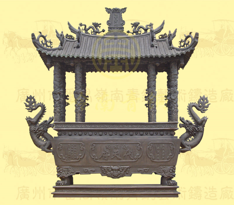 有蓋長(zhǎng)方香爐4爐口高0.9-0.95米，總高3.1米